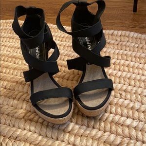 Jean-Michel Cazabat wedges with elastic straps